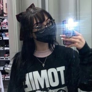 Meet your Posher, Belle